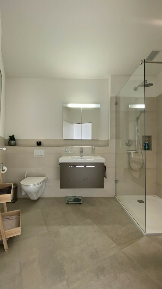 ideale-familienwohnung-mit-fantastischem-garten-bueron-10