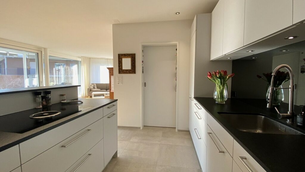 ideale-familienwohnung-mit-fantastischem-garten-bueron